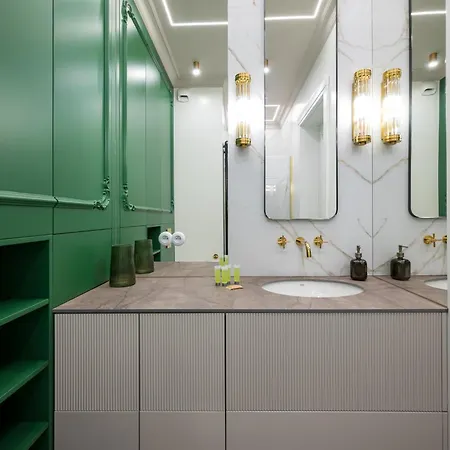 Grzybowska Deluxe #70 By Bookinghost