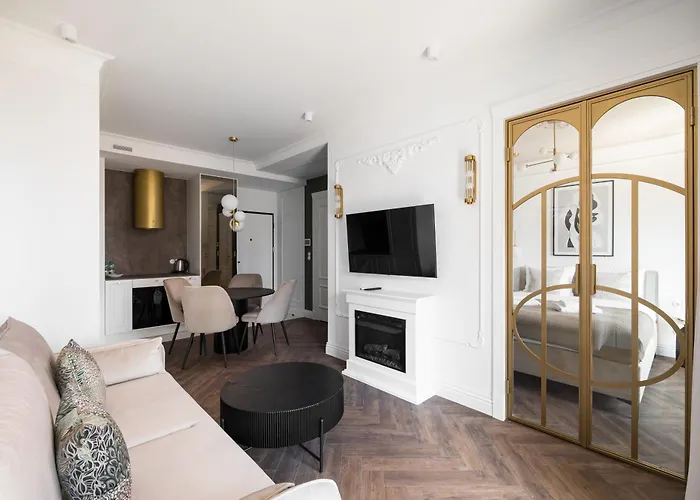 Apartman Grzybowska Deluxe #70 By Bookinghost *