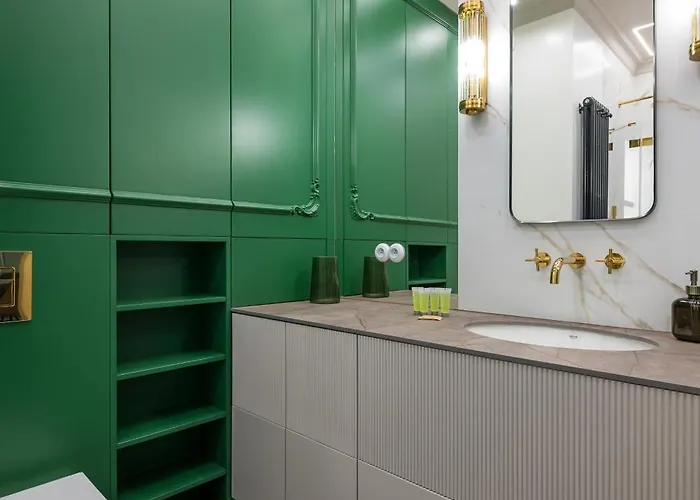 Grzybowska Deluxe #70 By Bookinghost