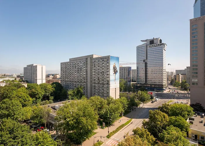 Grzybowska Deluxe #70 By Bookinghost Warsaw