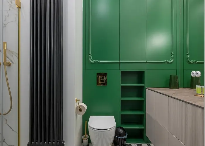 Grzybowska Deluxe #70 By Bookinghost