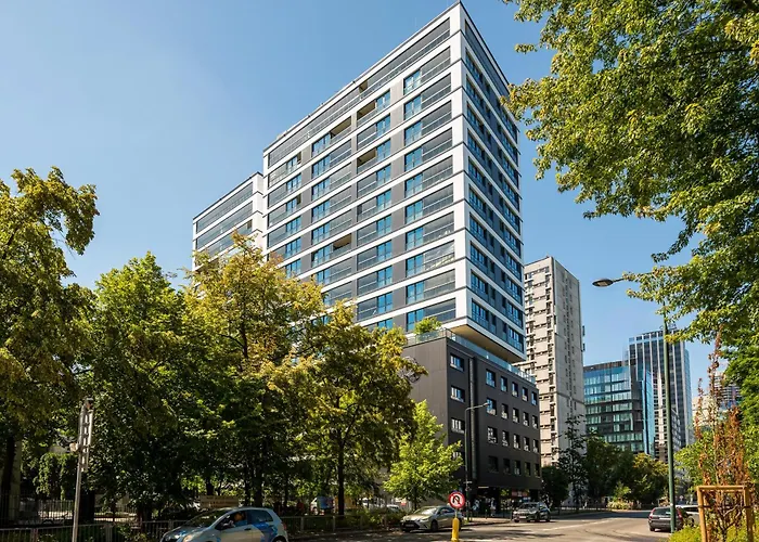 Apartment Grzybowska Deluxe #70 By Bookinghost *